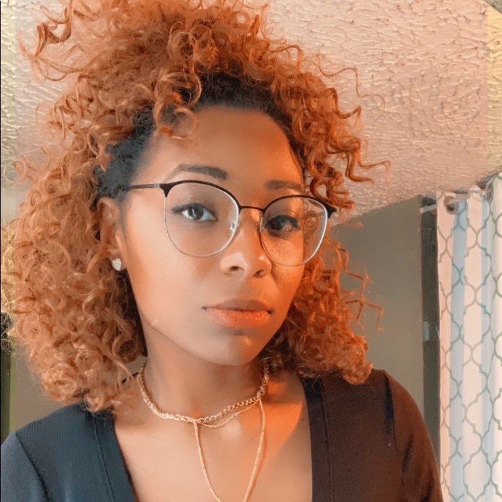 Meet your Posher, Cheniykua